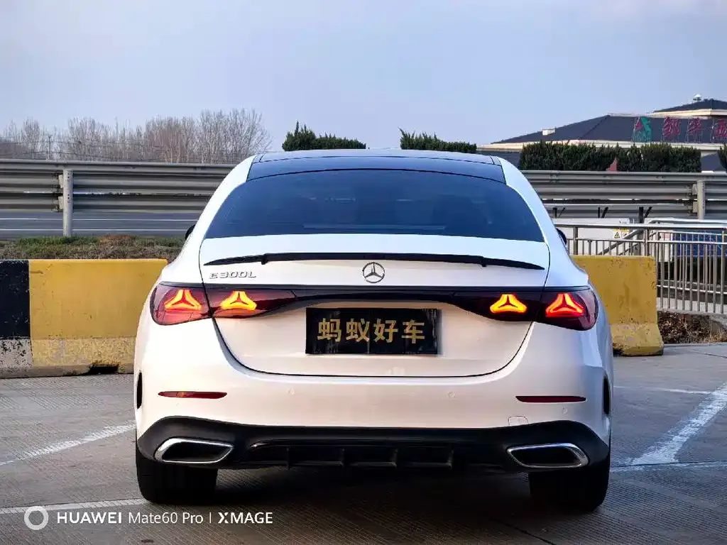 Mercedes-Benz E-Class 2024 из CN, фото 9