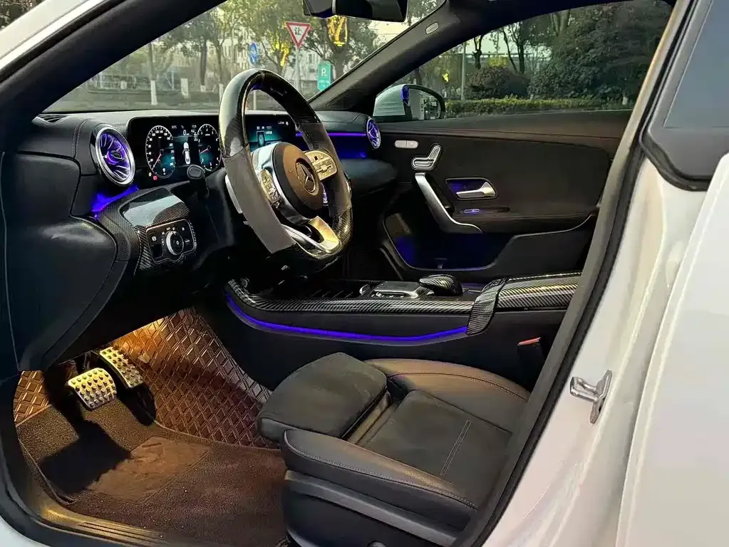 Mercedes-Benz CLA (Import) 2023 из CN, фото 2