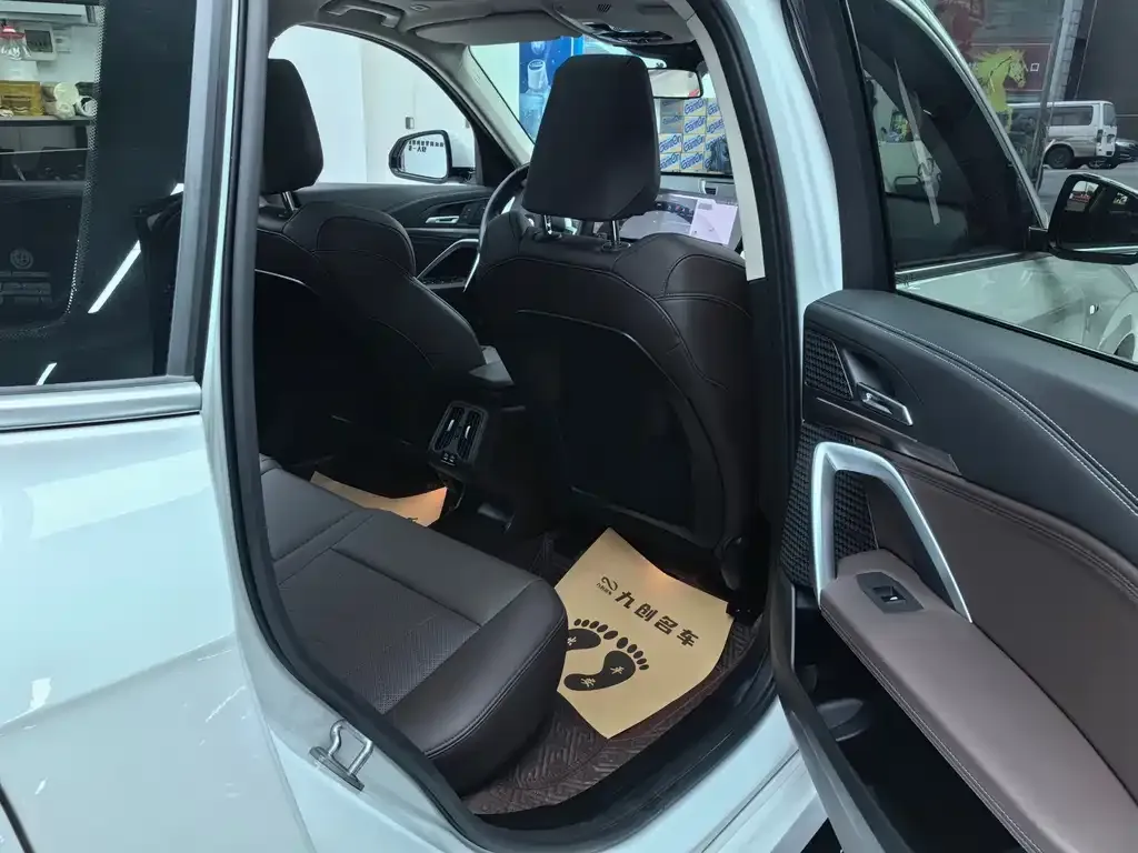 BMW X1 2024 из CN, фото 6
