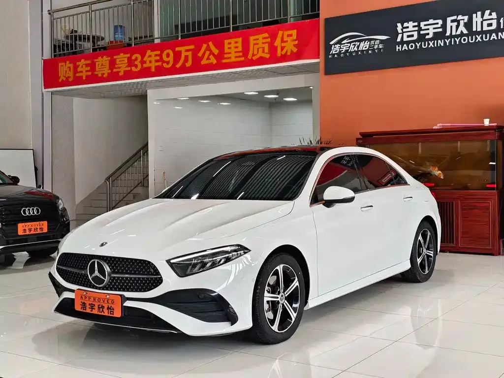 Mercedes-Benz A-Class — фото 1