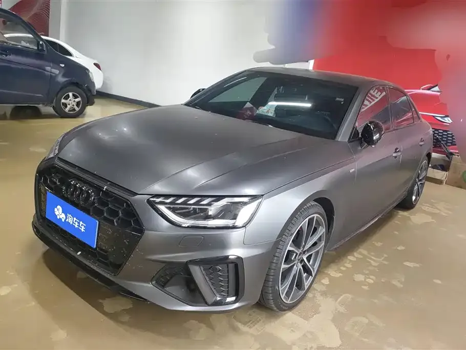 Audi A4L 2023 из CN, фото 1