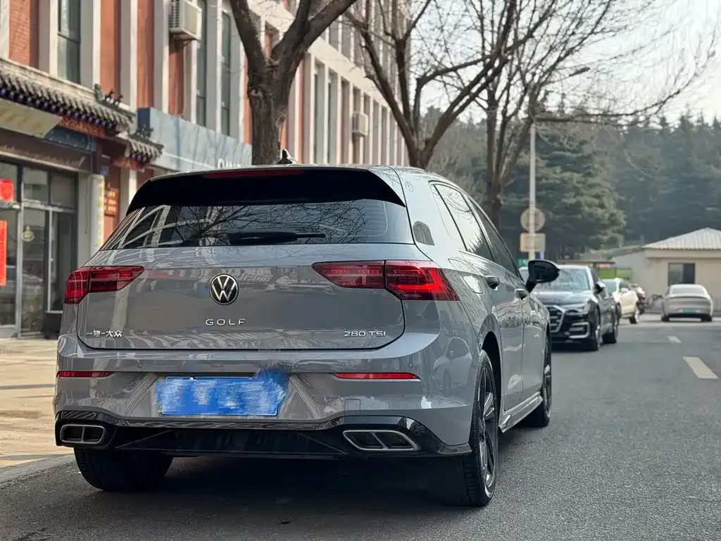 Volkswagen Golf 2022 из CN, фото 6