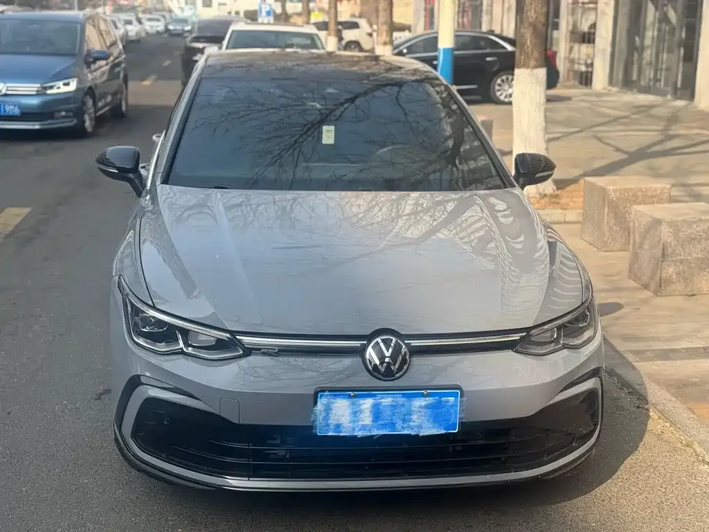 Volkswagen Golf 2022 из CN, фото 4