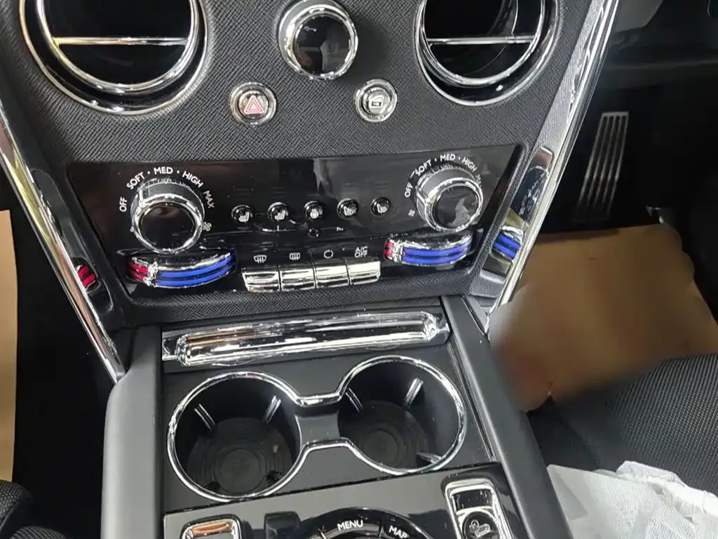 Rolls-Royce Cullinan 2025 из CN, фото 9