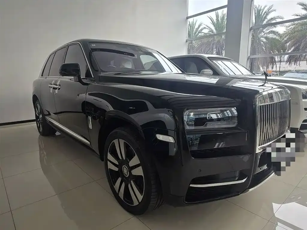 Rolls-Royce Cullinan 2025 из CN, фото 8