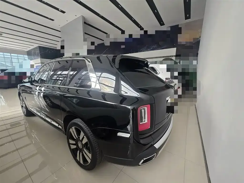 Rolls-Royce Cullinan 2025 из CN, фото 7
