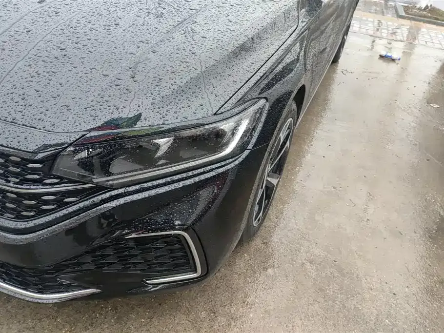 Volkswagen Passat — фото 9