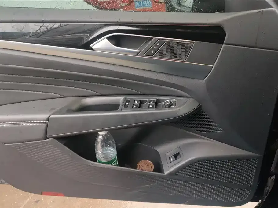 Volkswagen Passat — фото 3