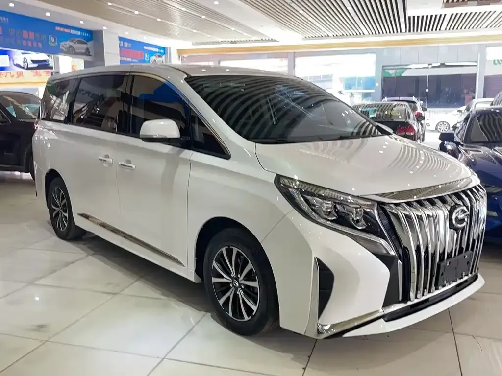 GAC Motor Trumpchi M8 — фото 8