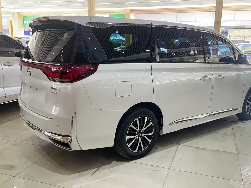 GAC Motor Trumpchi M8 — фото 9