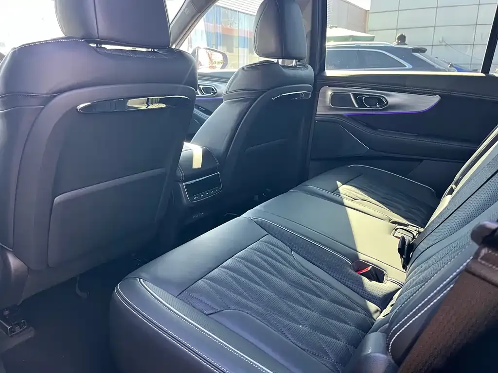 GAC Motor Trumpchi GS8 — фото 9