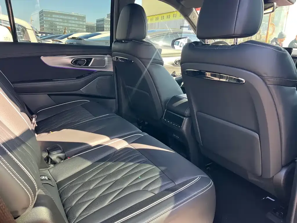 GAC Motor Trumpchi GS8 — фото 2