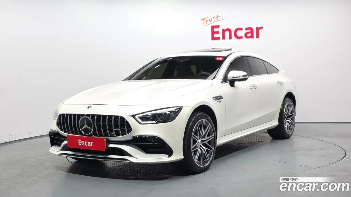 Mercedes-Benz AMG GT — фото 1