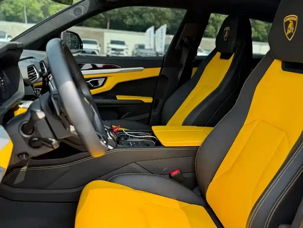 Lamborghini Urus — фото 5