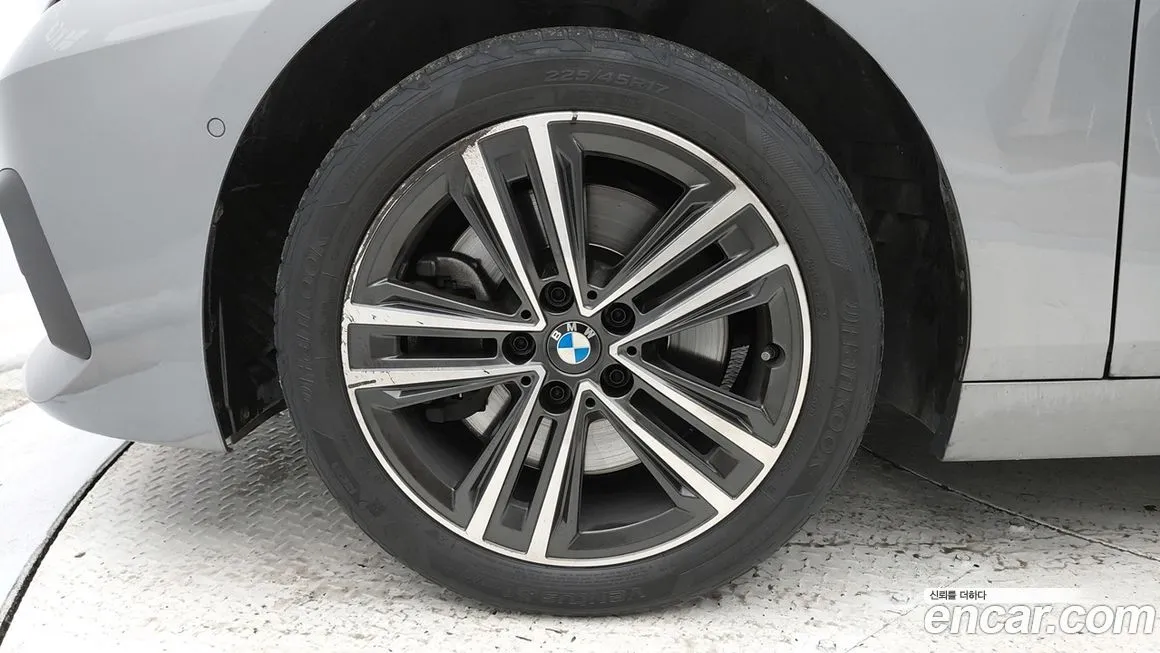 BMW 2-Series — фото 10
