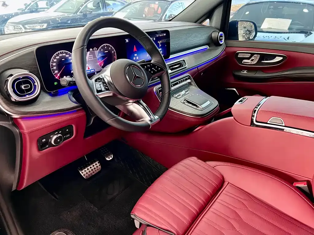 Mercedes-Benz V-Class 2025 из CN, фото 8