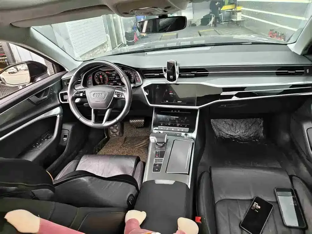 Audi A6L 2021 из CN, фото 4