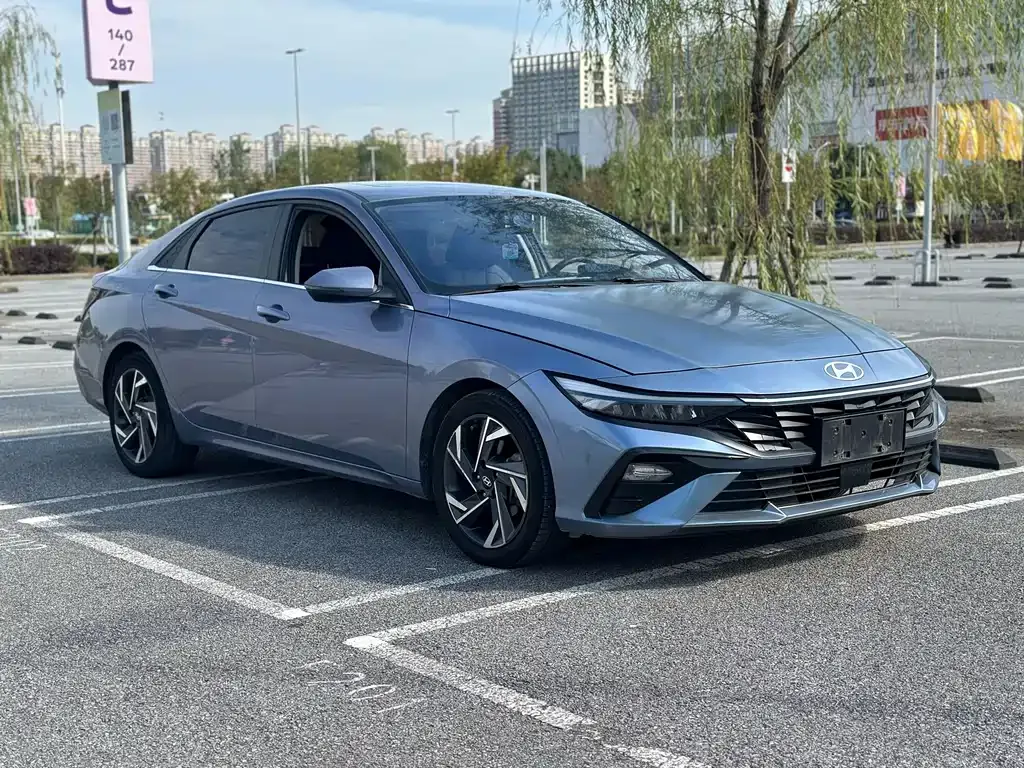 Hyundai Elantra 2023 из CN, фото 10