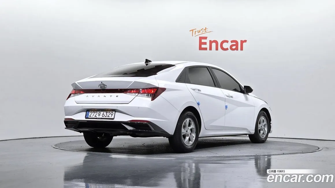 Hyundai AVANTE — фото 2