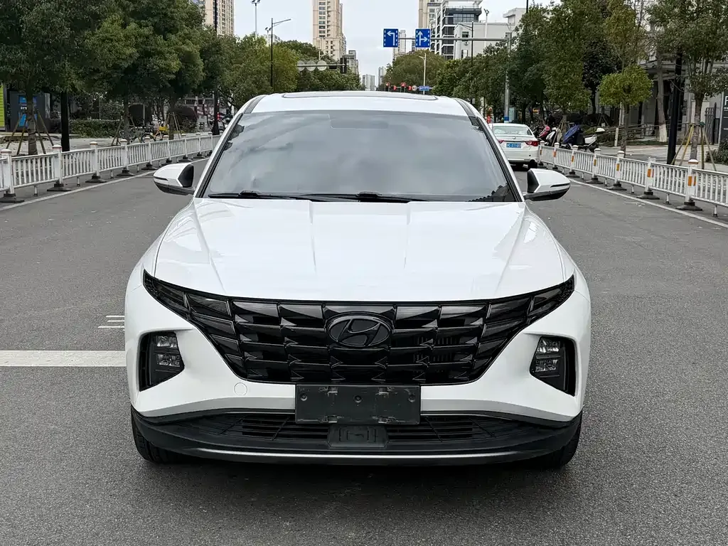 Hyundai Tucson — фото 8