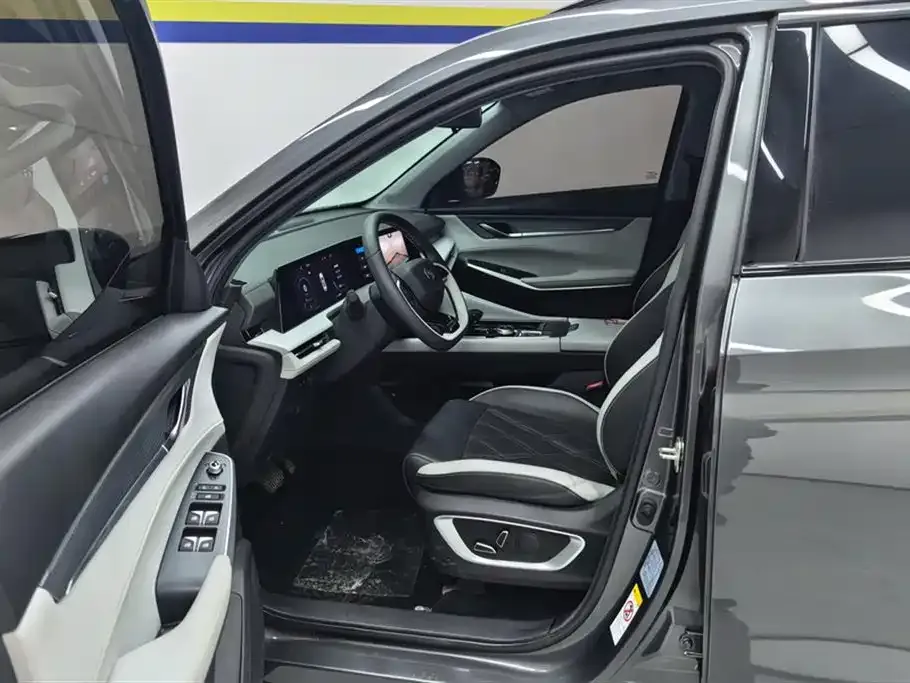 Changan CS75PLUS — фото 10