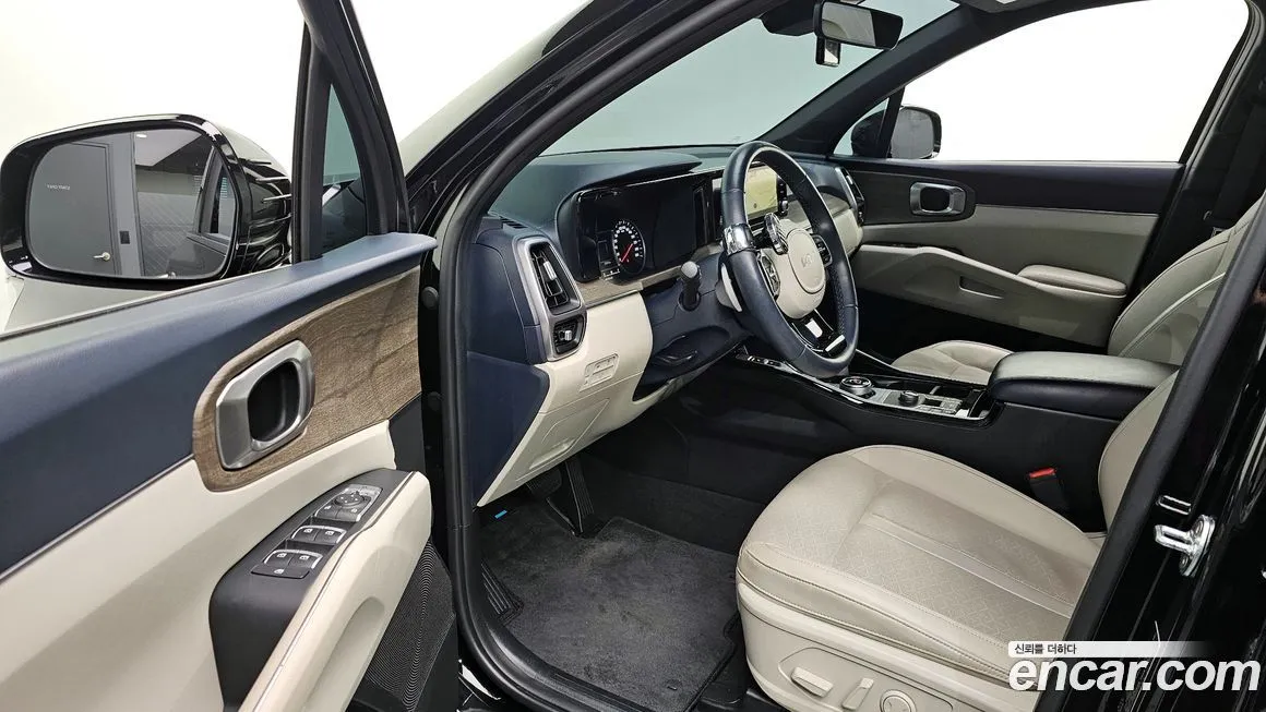 Kia Sorento — фото 8