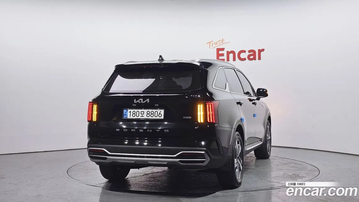 Kia Sorento — фото 3