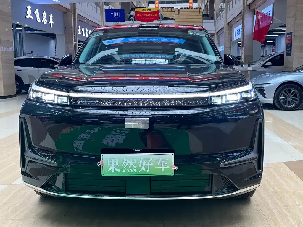 Geely Galaxy M9 — фото 2