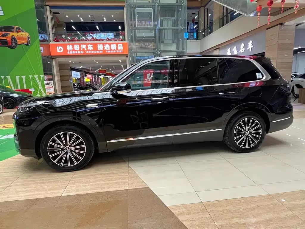 Geely Galaxy M9 — фото 5