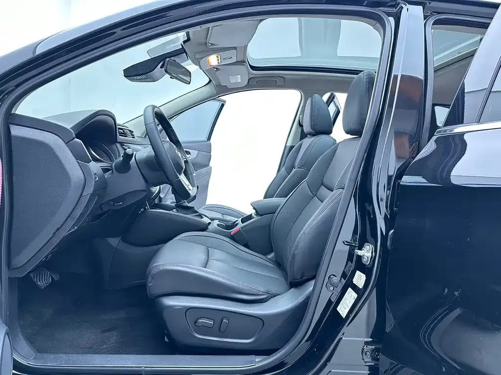 Nissan Qashqai 2022 из CN, фото 4