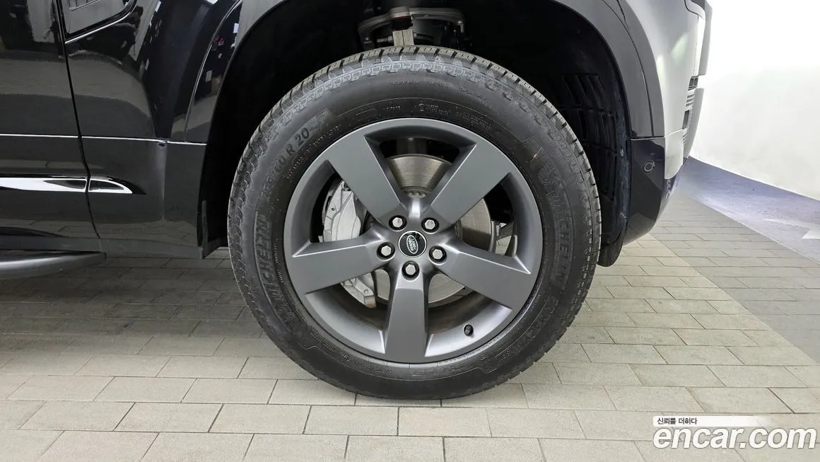 Land Rover Defender 2025 из KR, фото 5