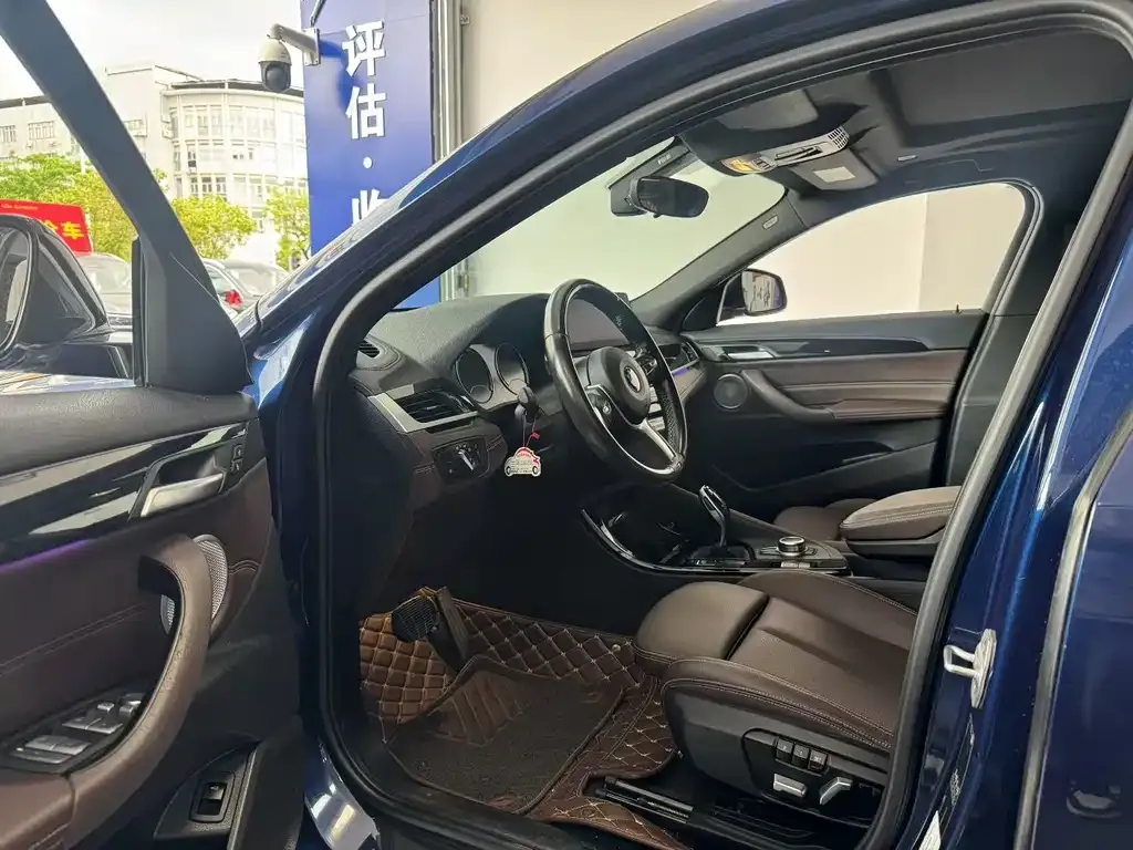 BMW X2 2021 из CN, фото 2