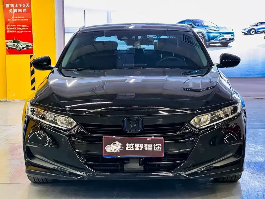 Honda Accord — фото 9