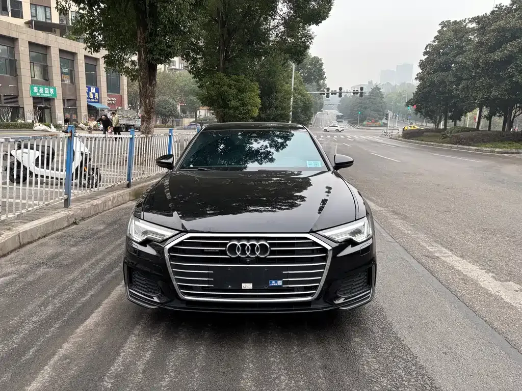 Audi A6L — фото 4