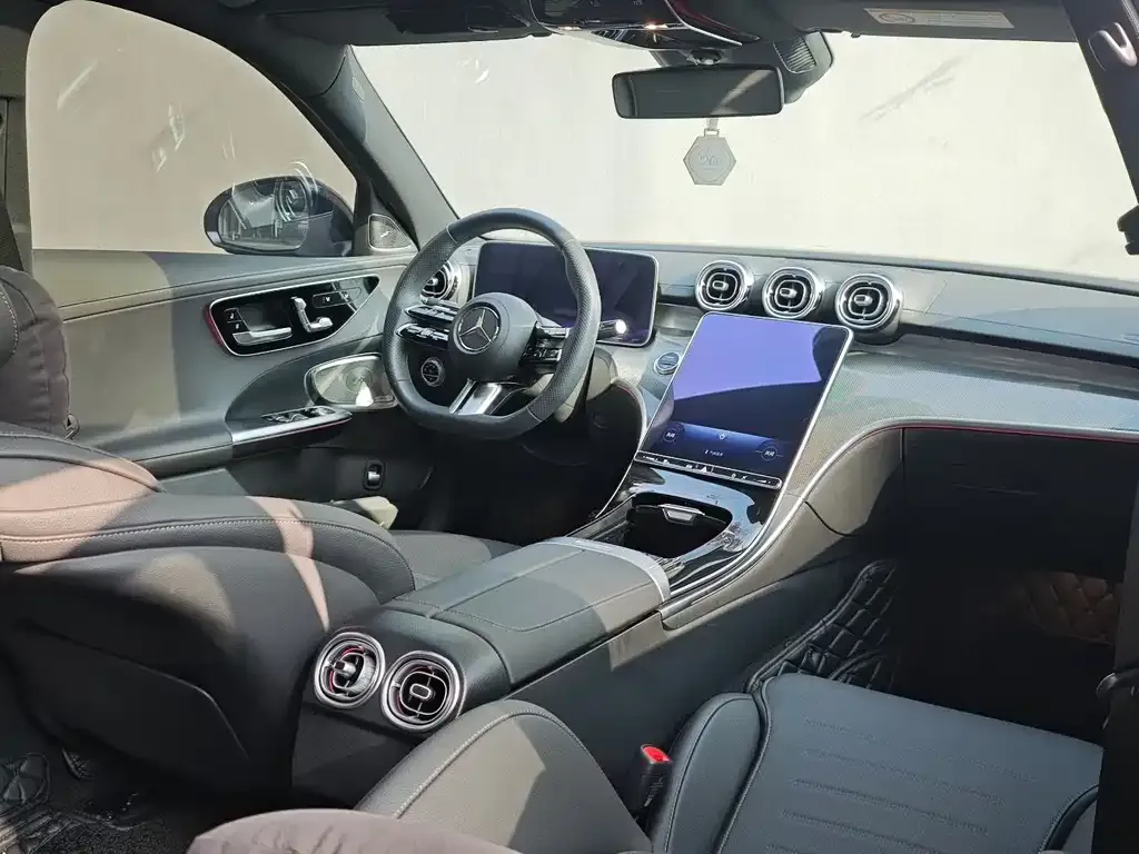 Mercedes-Benz C-Class 2024 из CN, фото 2