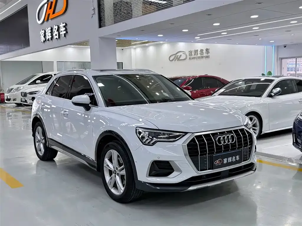 Audi Q3 — фото 10