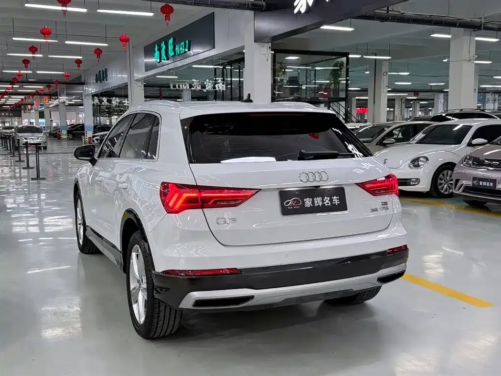 Audi Q3 — фото 6