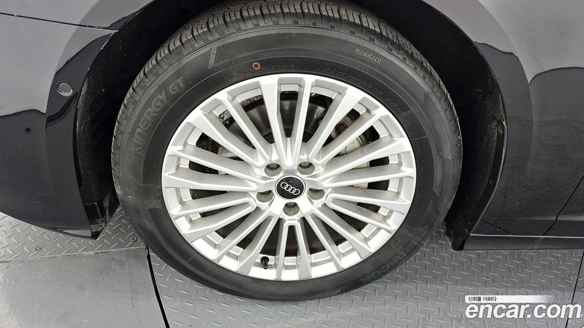 Audi A6 2021 из KR, фото 2