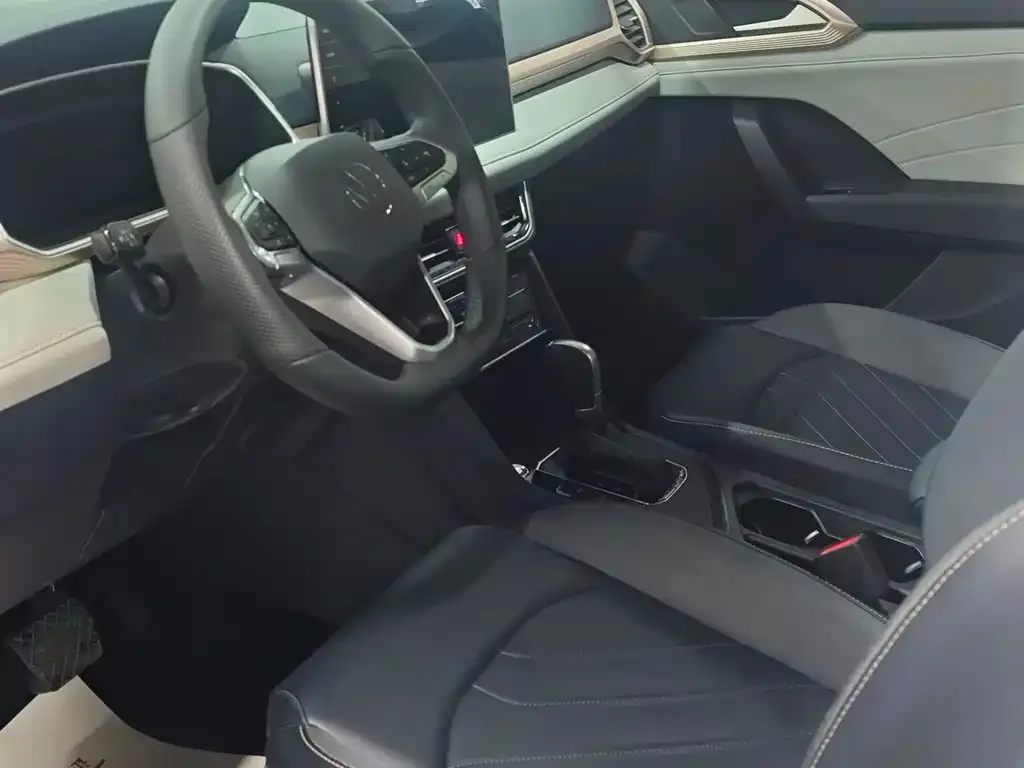 Volkswagen Tharu 2024 из CN, фото 6