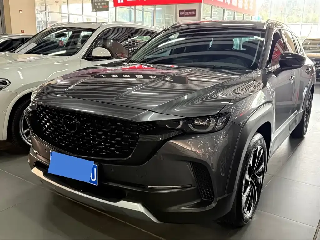 Mazda CX-50 — фото 1