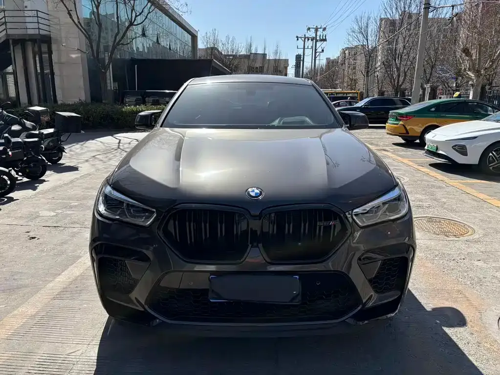 BMW X6 M 2023 из CN, фото 1