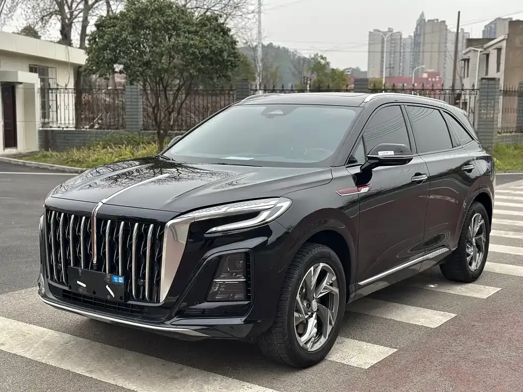 Hongqi HS3 PHEV — фото 1
