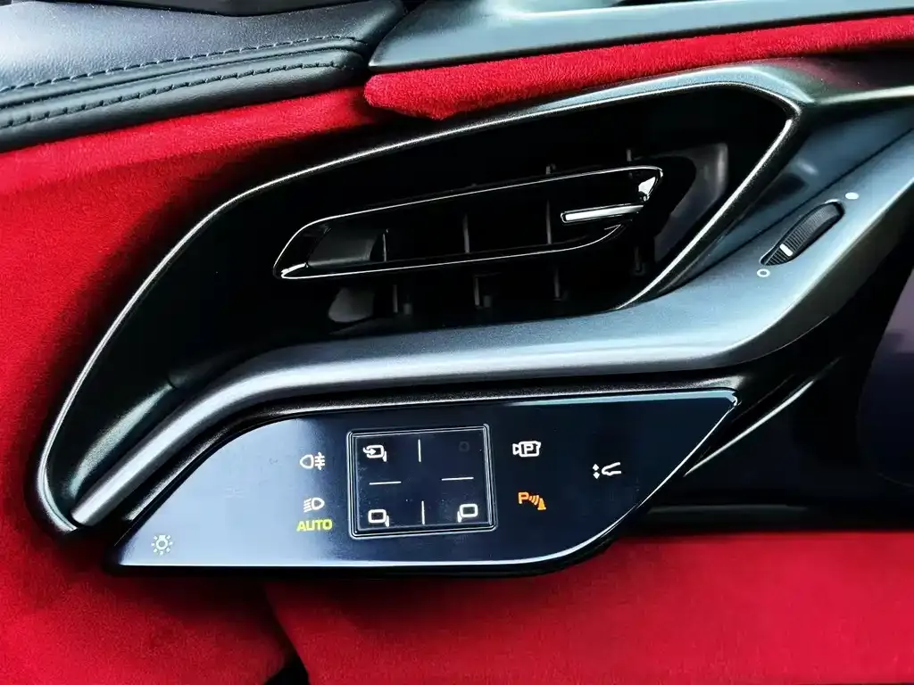 Ferrari SF90 2022 из CN, фото 10