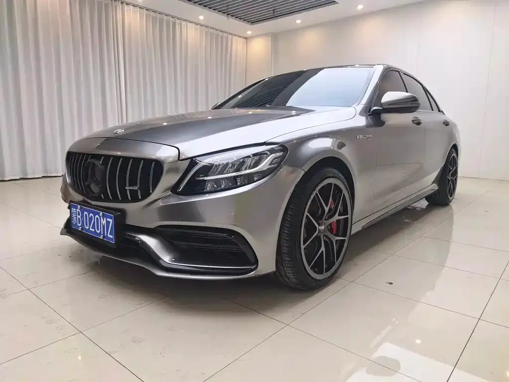 Mercedes-Benz C-Class — фото 1