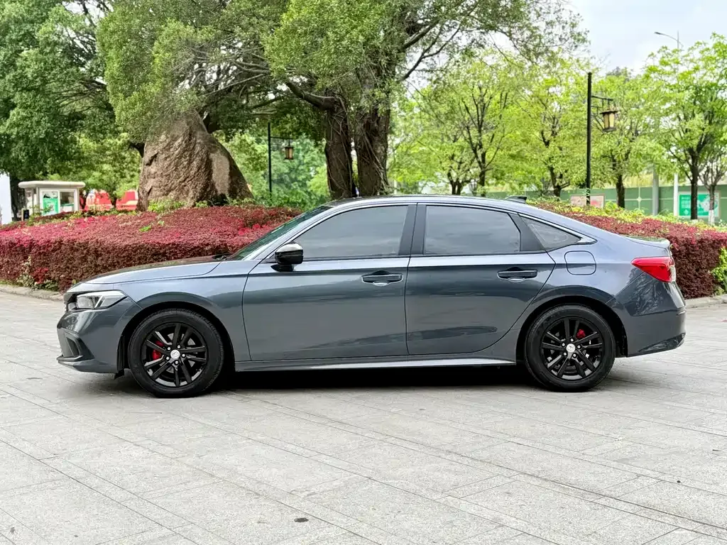 Honda Civic — фото 5