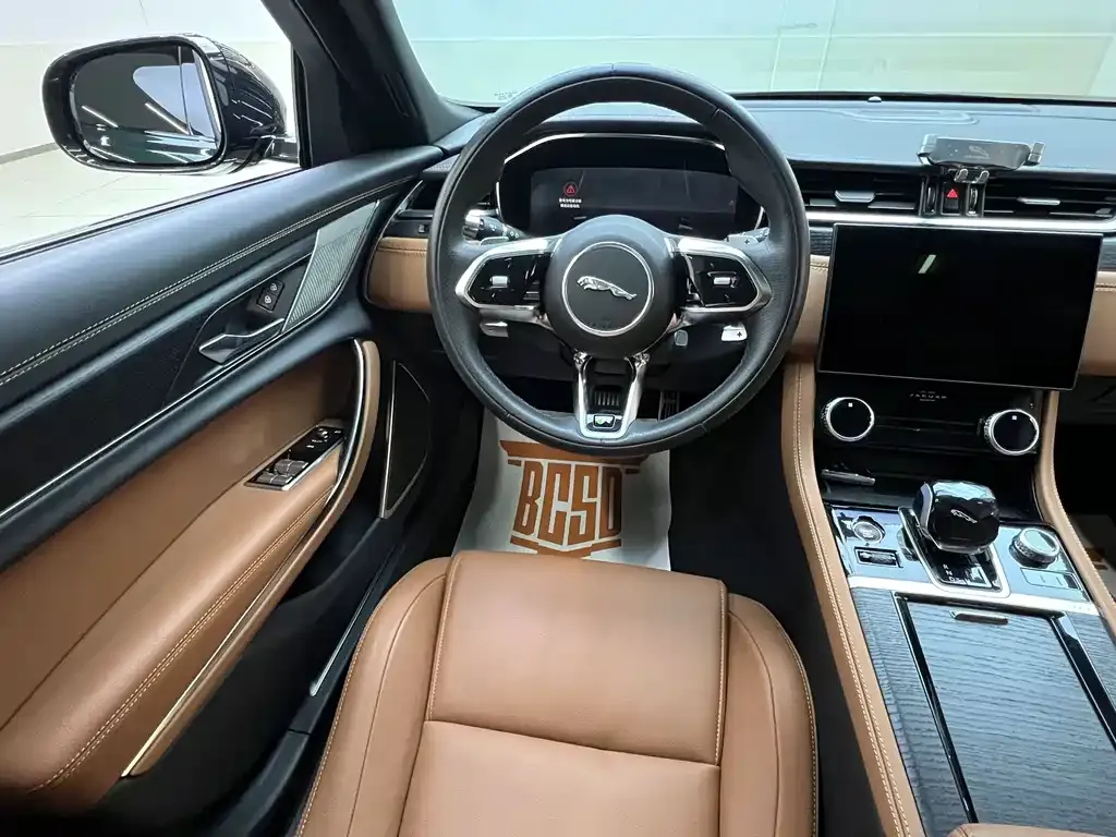 Jaguar XFL 2021 из CN, фото 4