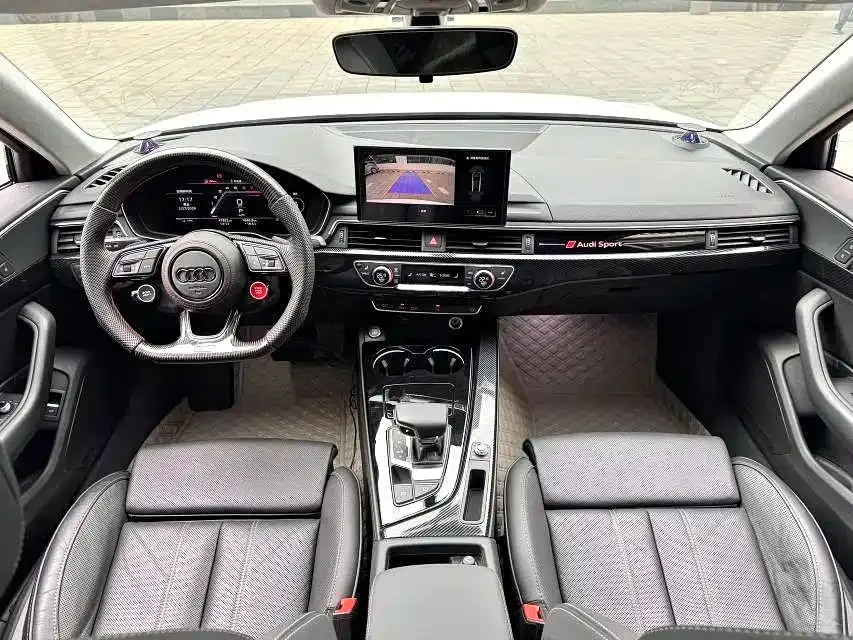 Audi A4L 2022 из CN, фото 6