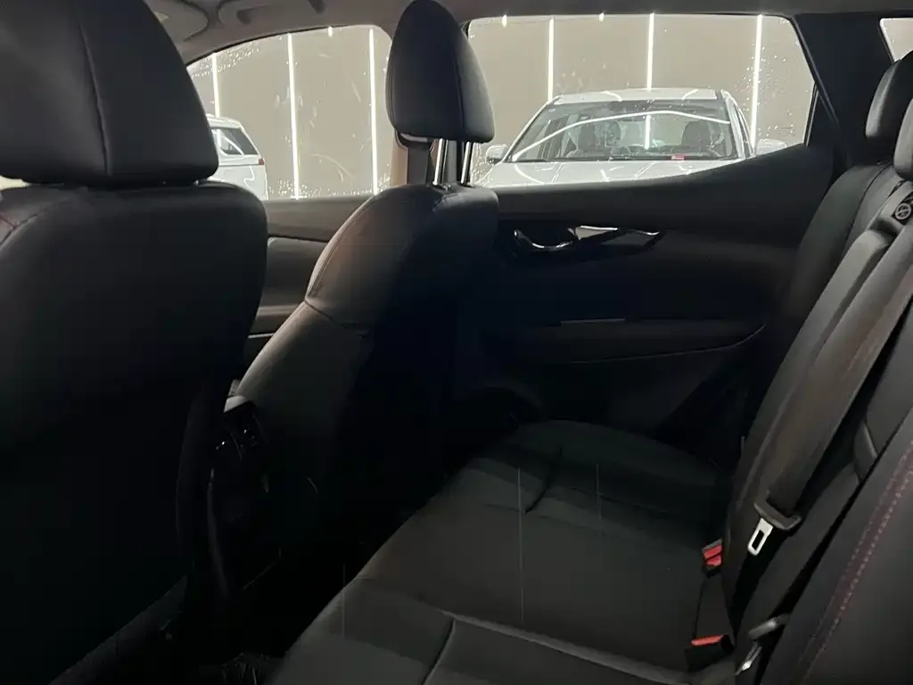 Nissan Qashqai 2024 из CN, фото 2