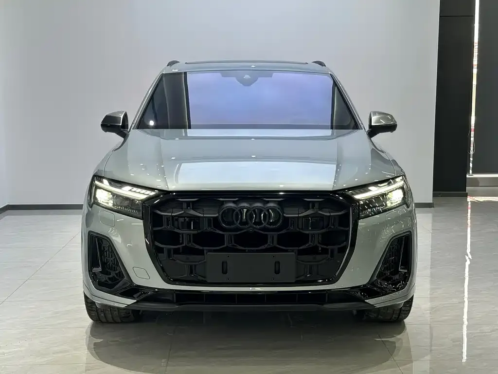 Audi SQ7 — фото 2