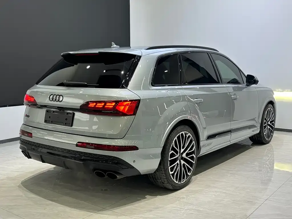 Audi SQ7 — фото 3